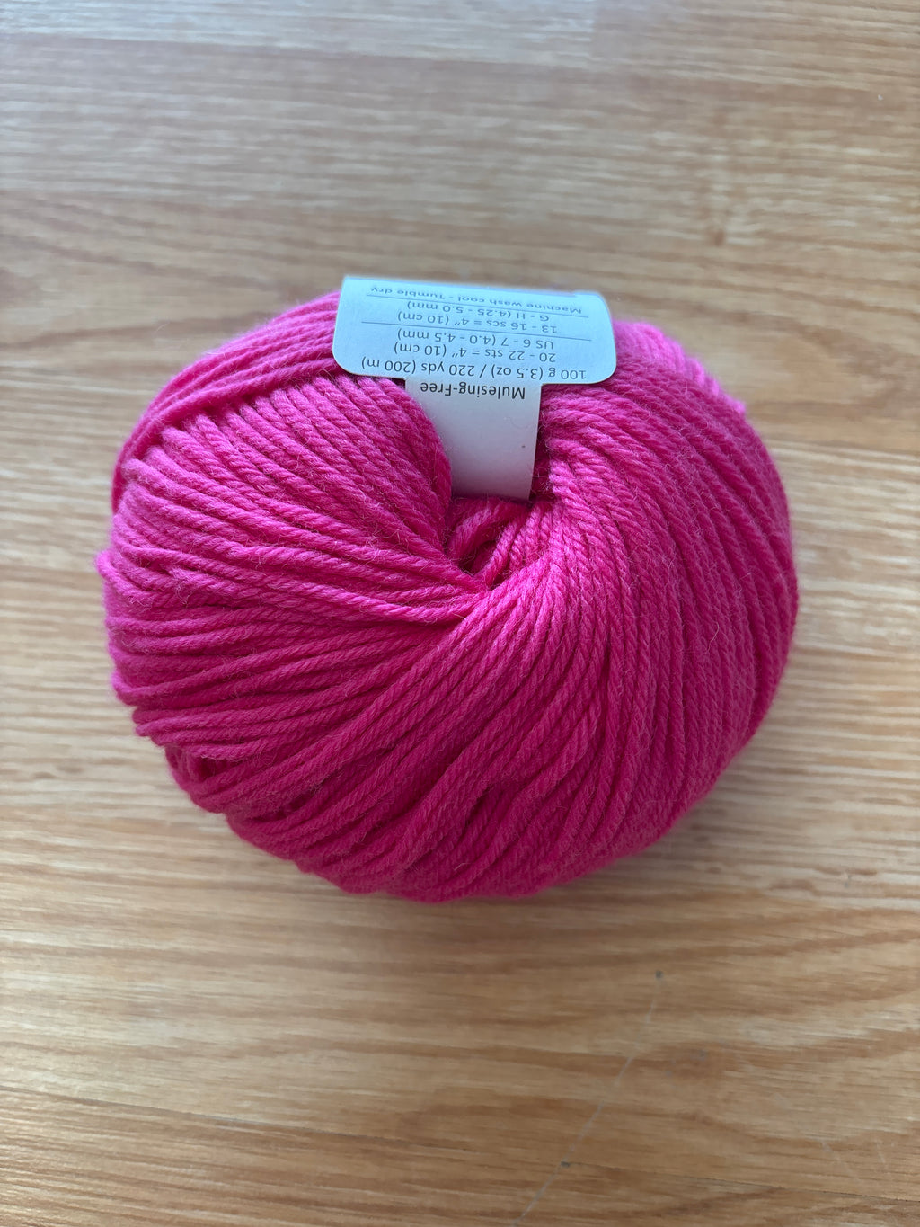 220 Superwash by Cascade